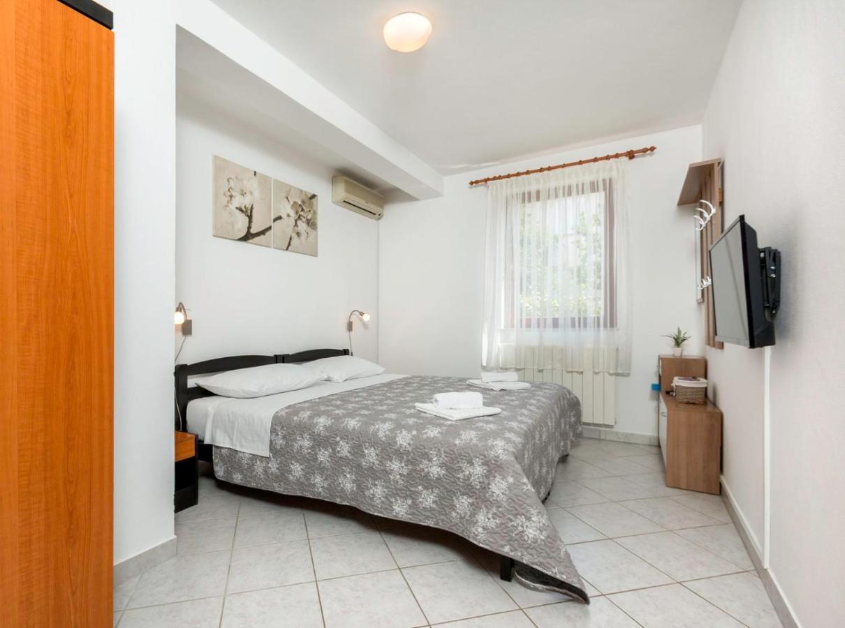 Apartments Mirjan 2000 فاجانا المظهر الخارجي الصورة